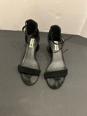 Steve Madden Black Suede Ankle-Strap  Block Heel Sandals size 6.5
